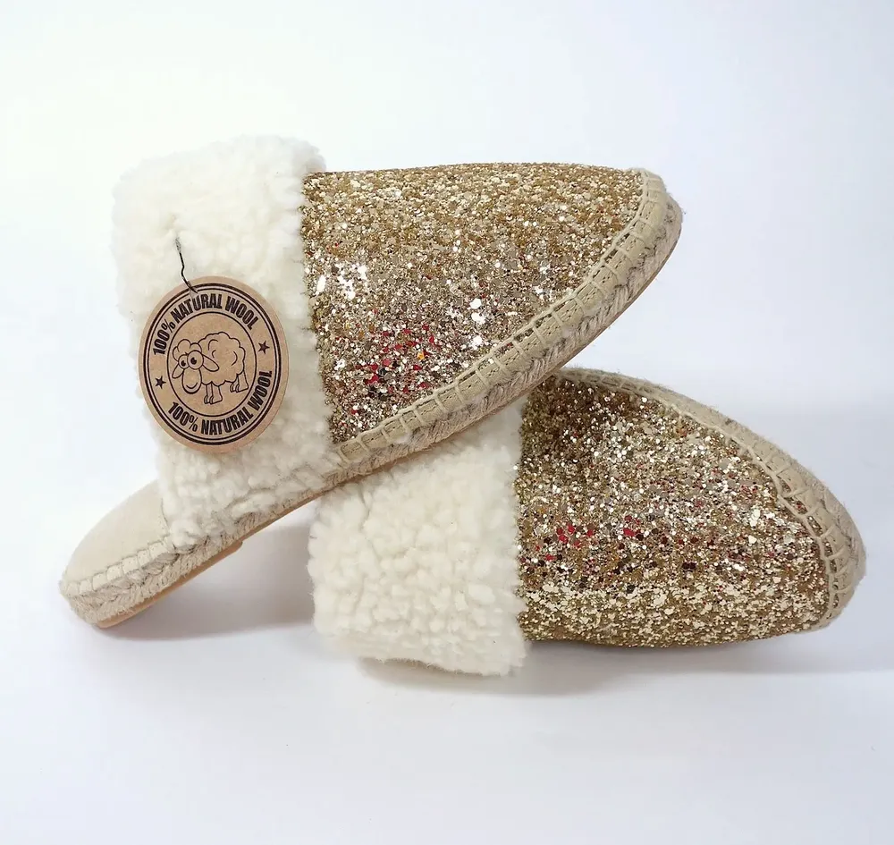 Homewear - Pantoufles femme dorées à paillettes – Laine et jute, fait main - ATELIER COSTÀ