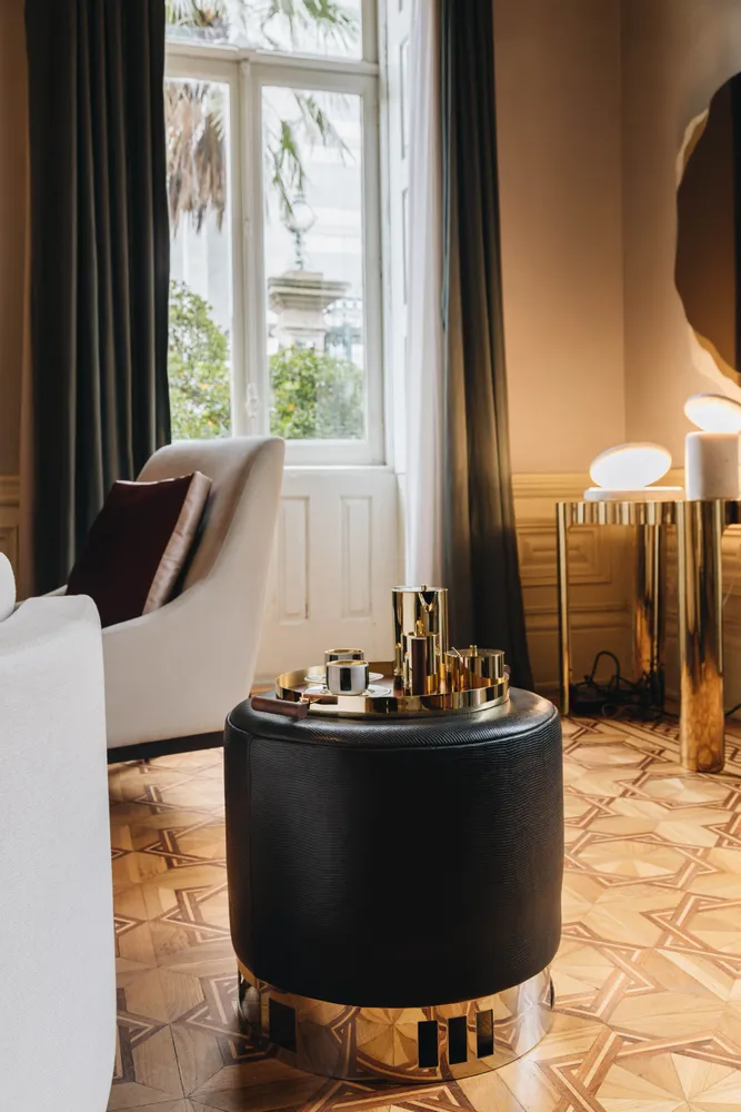 Tabourets - Tabouret Escape avec base en acier inoxydable - DUISTT