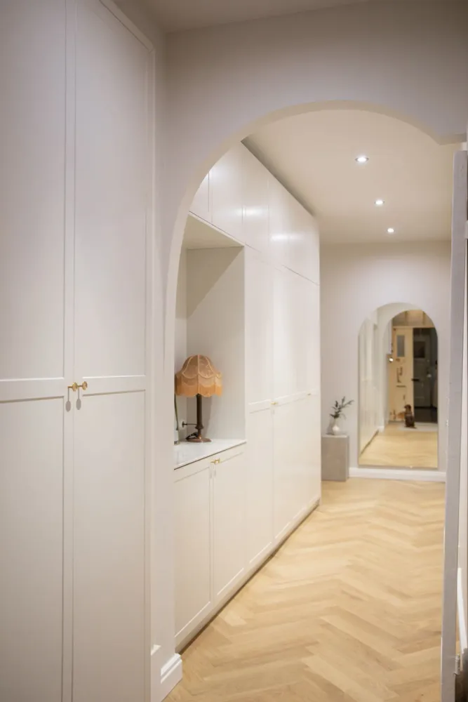 Mirrors - Arch - Large Modern Mirror (90x190cm) - SCANDINAVIAN GLASSFACTORY