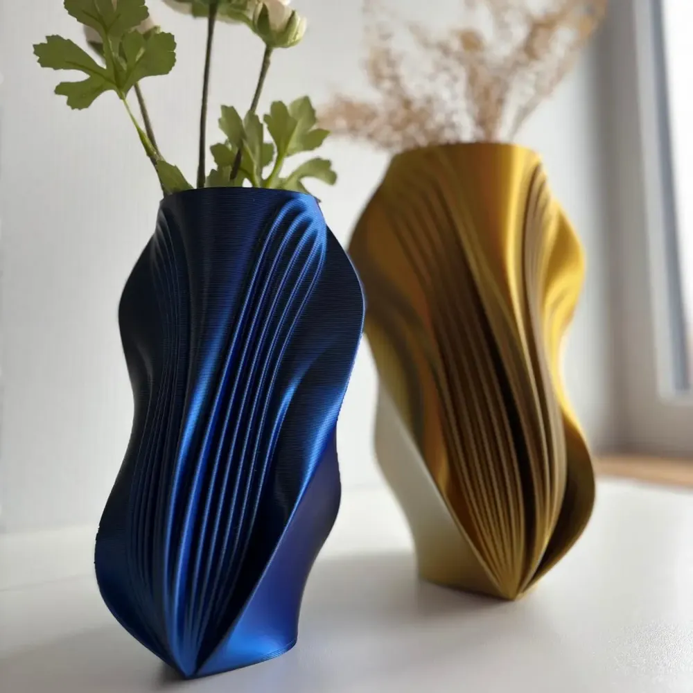 Aménagements pour bureau - Vase « Plaisir » | Multicolore, noir et doré - AUURA