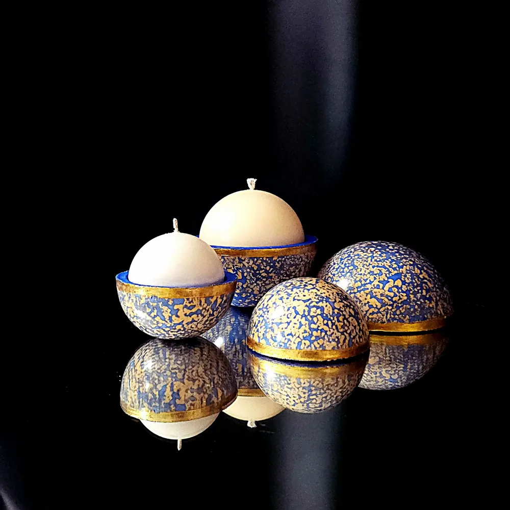 Cadeaux - Bougie Globe Bollywood au Santal - PONPON CURIOSITAS