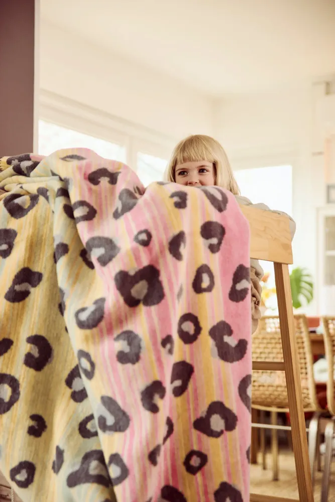 Throw blankets - Kids blanket Wild Leo - BIEDERLACK
