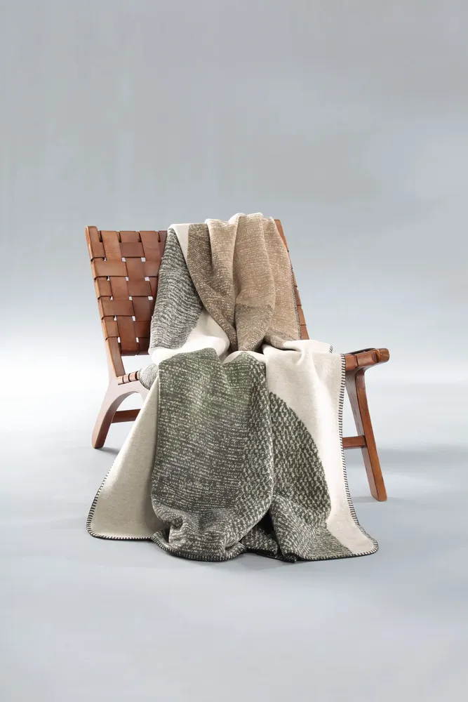 Throw blankets - Blanket Nordic Rock - BIEDERLACK