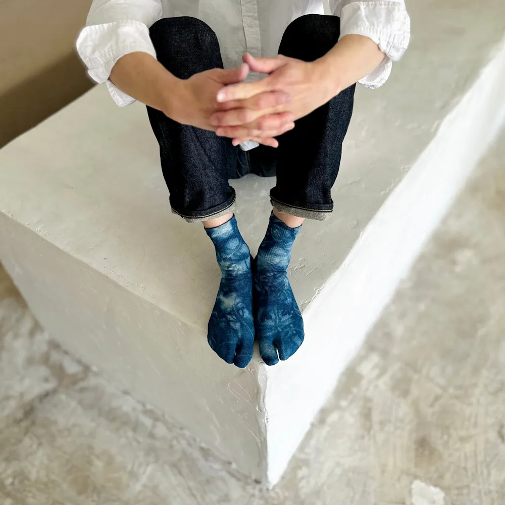 Prêt-à-porter - Chaussettes à 5 doigts, teinture naturelle Aizomé - YUITO CO. LTD