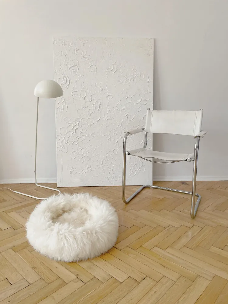 Beds - Round Natural Sheepskin Pet Bed - White - MELLOW CONCEPT STORE