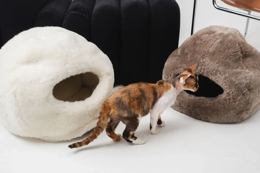 Lits - Grotte pour Animal en Peau de Mouton Naturelle – Beige - MELLOW CONCEPT STORE