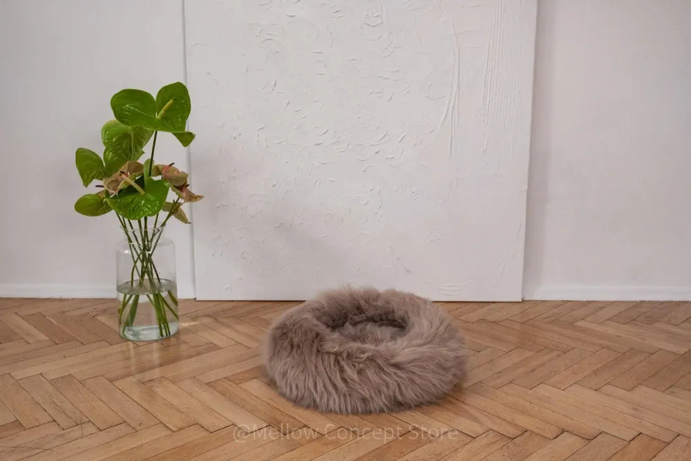 Lits - Lit Rond pour Animal en Peau de Mouton Naturelle - Greige - MELLOW CONCEPT STORE