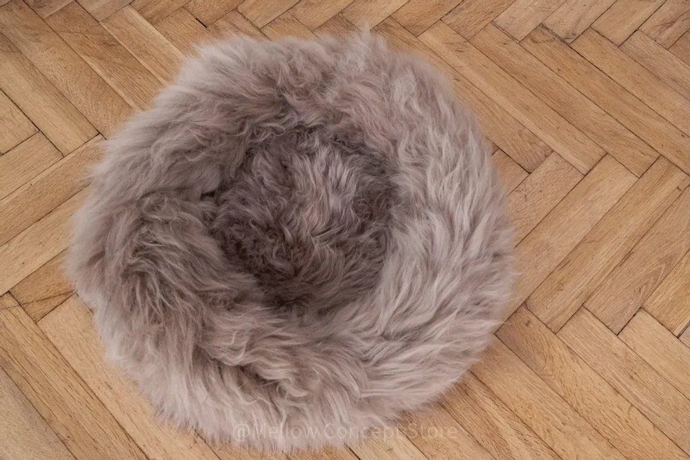 Lits - Lit Rond pour Animal en Peau de Mouton Naturelle - Greige - MELLOW CONCEPT STORE