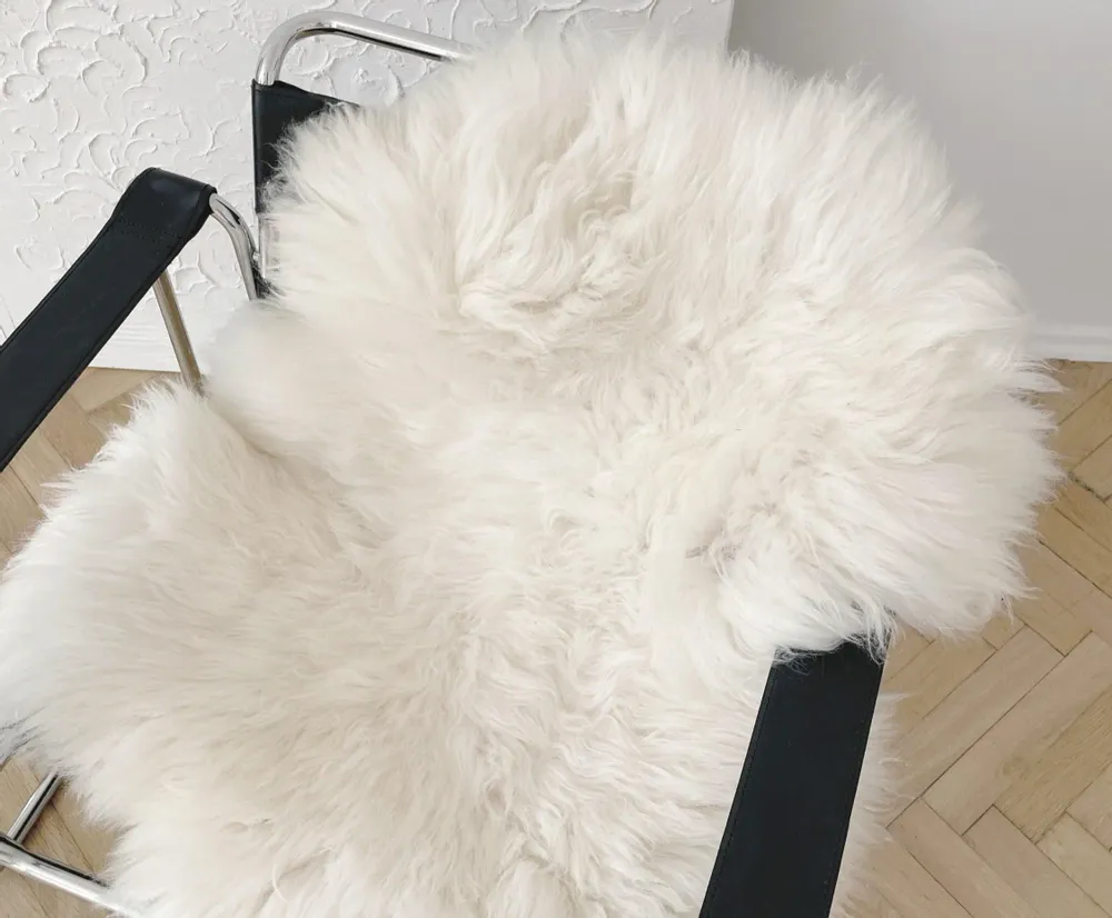 Beds - Natural Sheepskin Rug for Pet - MELLOW CONCEPT STORE