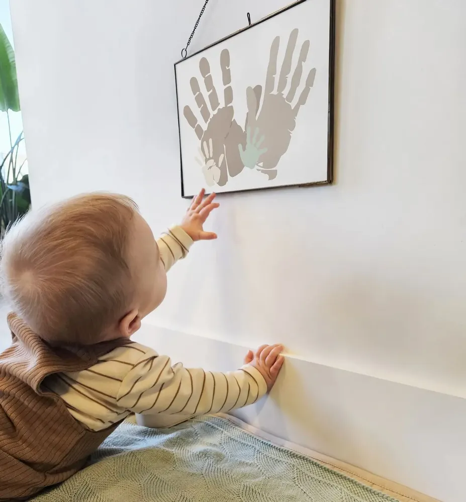 Tableaux - Empreintes de mains en famille, 4 couleurs - HAPPY HORSE & BAMBAM
