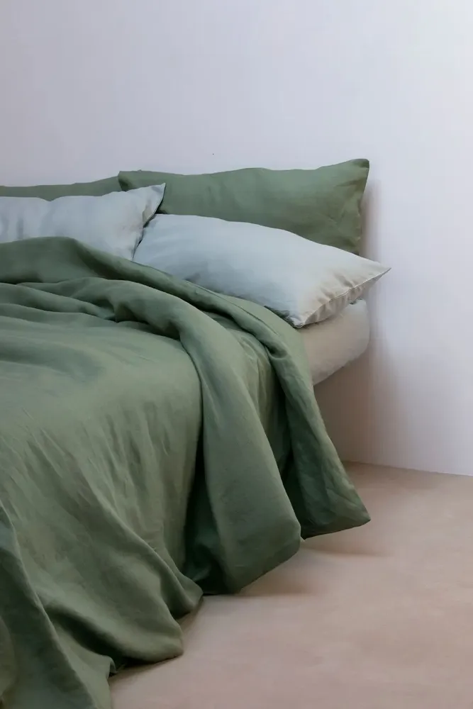 Linge de lit - ENSEMBLE TRIVIA – Drap plat en pur lin lavé avec 2 taies d’oreiller - NORA V