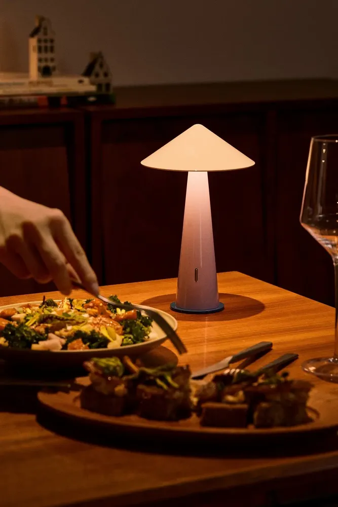 Lampes sans fil  - Collection de lampes portables Tipsy - HOUSE OF HOME