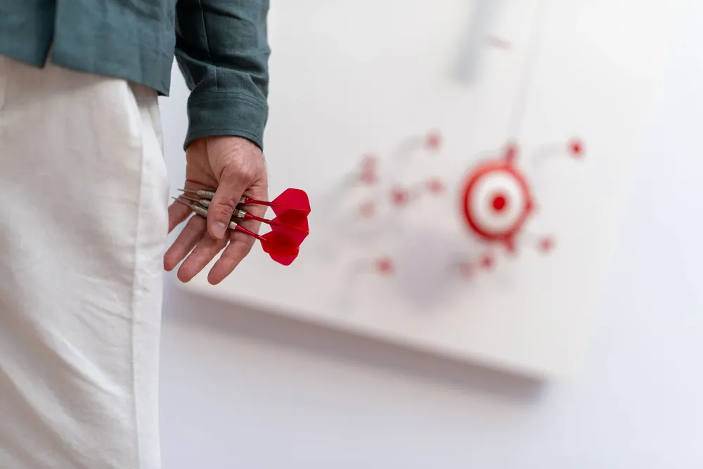 Design objects - “UNCATCHABLE” UTINAM Philippe LEBRU clock x second/second/ - UTINAM GRANDE HORLOGERIE