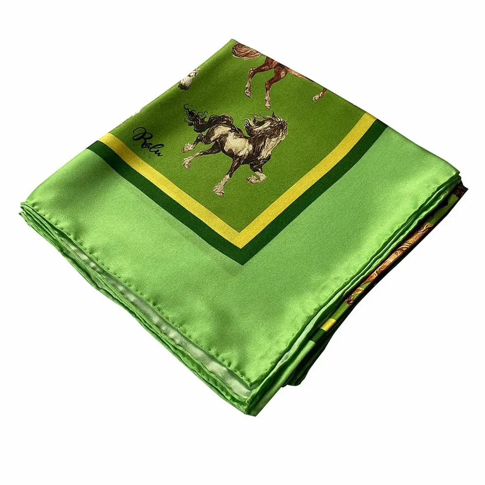 Foulards et écharpes - Foulard en Soie Chevaux Majestueux Vert 90x90 cm - RALUFINEART