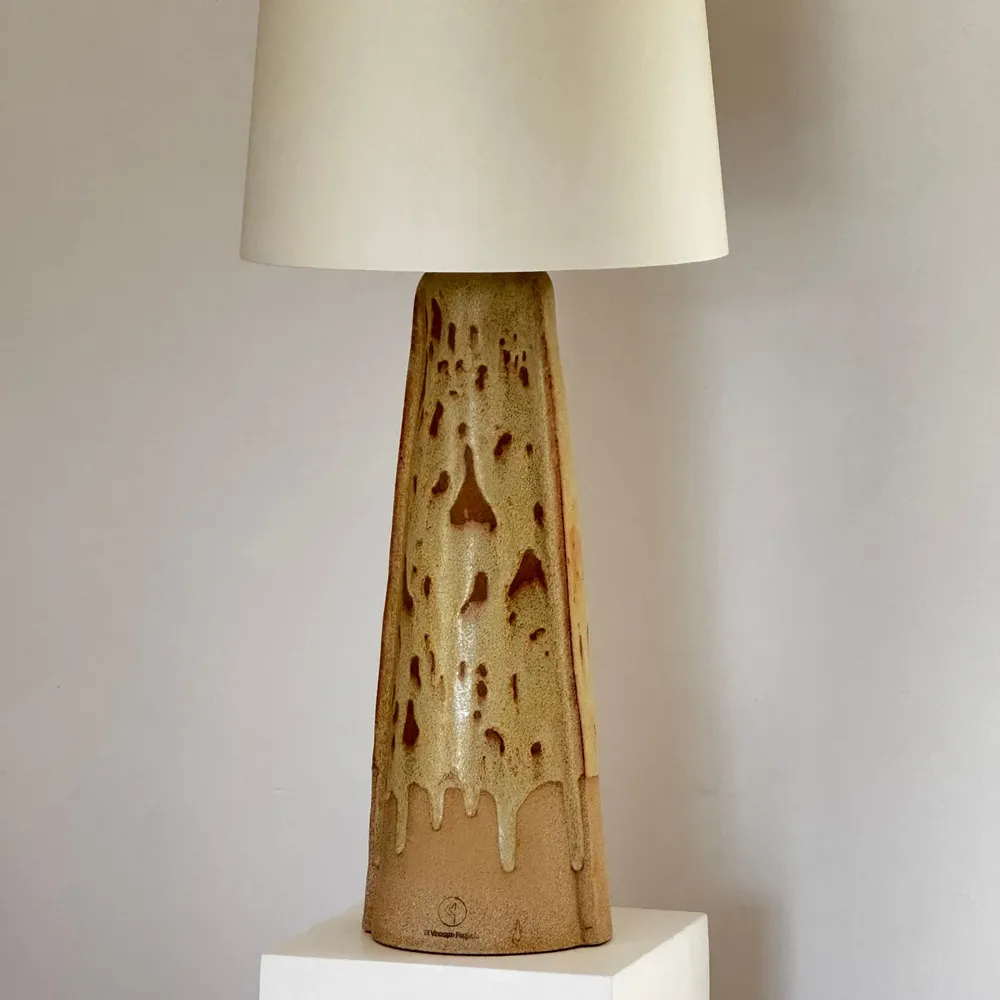 Céramique - Conical sculpted table lamp - FUOCO collection - DI VINCENZO POUJOULA