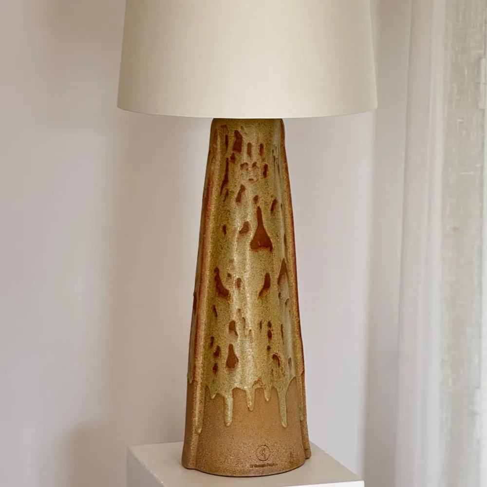 Céramique - Conical sculpted table lamp - FUOCO collection - DI VINCENZO POUJOULA