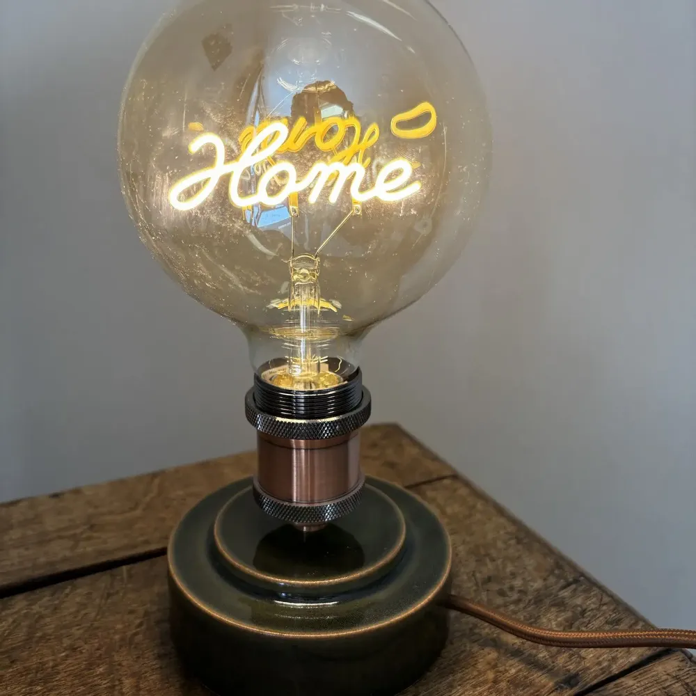 Objets de décoration - Lampe à poser Gaïa Vert Foncé - Ampoule Home - LES POTERIES DE SWANE