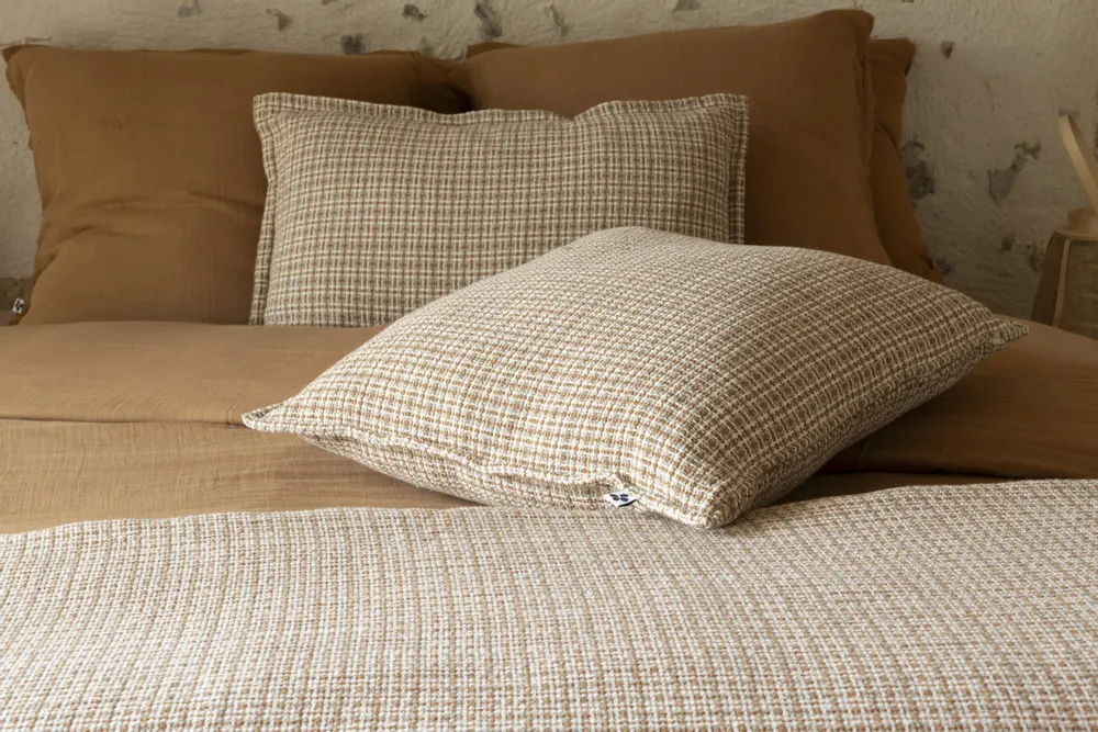 Fabric cushions - Are we warming up? - L'EFFET PAPILLON