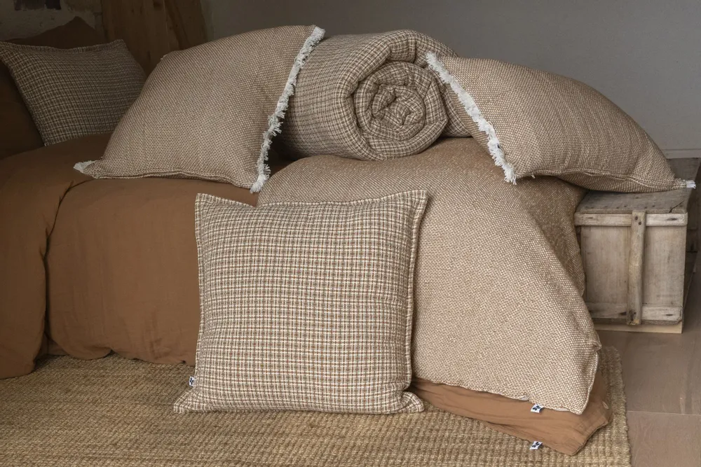 Fabric cushions - Are we warming up? - L'EFFET PAPILLON