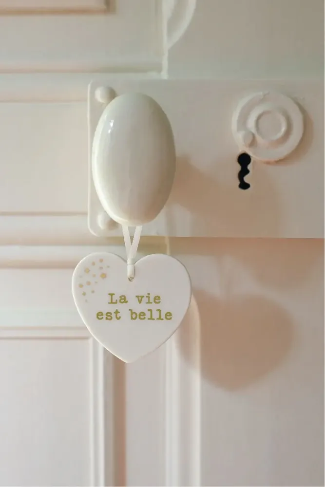 Decorative objects - Porcelain wall jewelry - BAUBELS