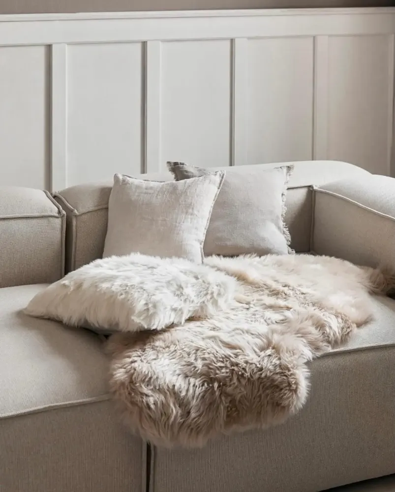Autres tapis - Tapis en Peau de Mouton Naturelle – Ivoire - MELLOW CONCEPT STORE