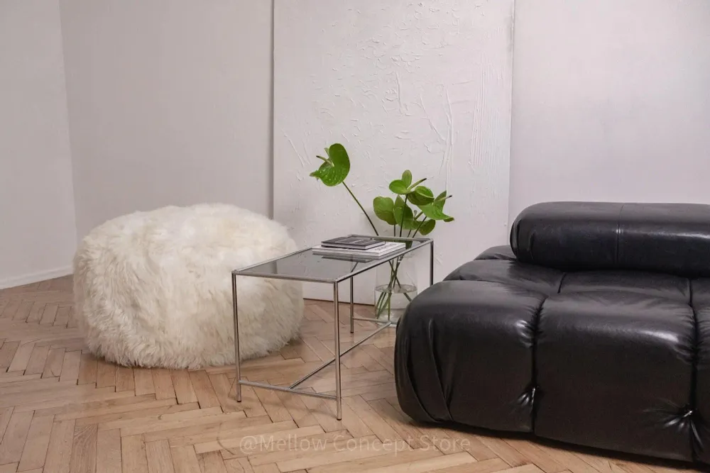 Poufs - Pouf / Ottoman en Peau de Mouton Naturelle – Blanc - MELLOW CONCEPT STORE