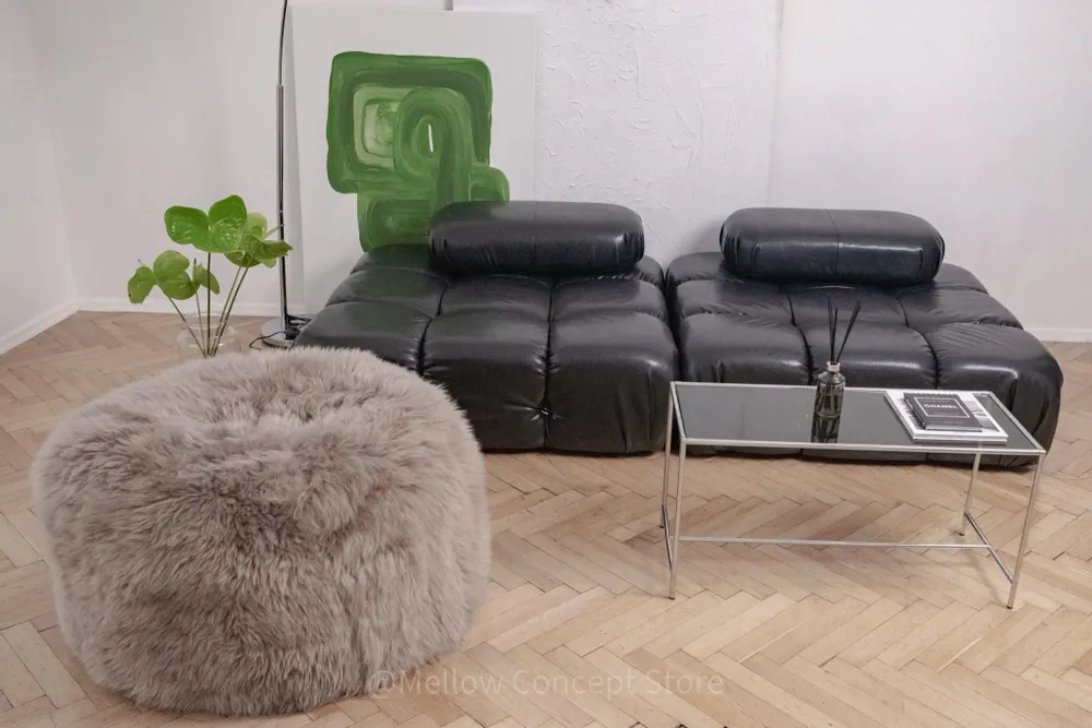 Poufs - Pouf / Ottoman en Peau de Mouton Naturelle – Greige - MELLOW CONCEPT STORE