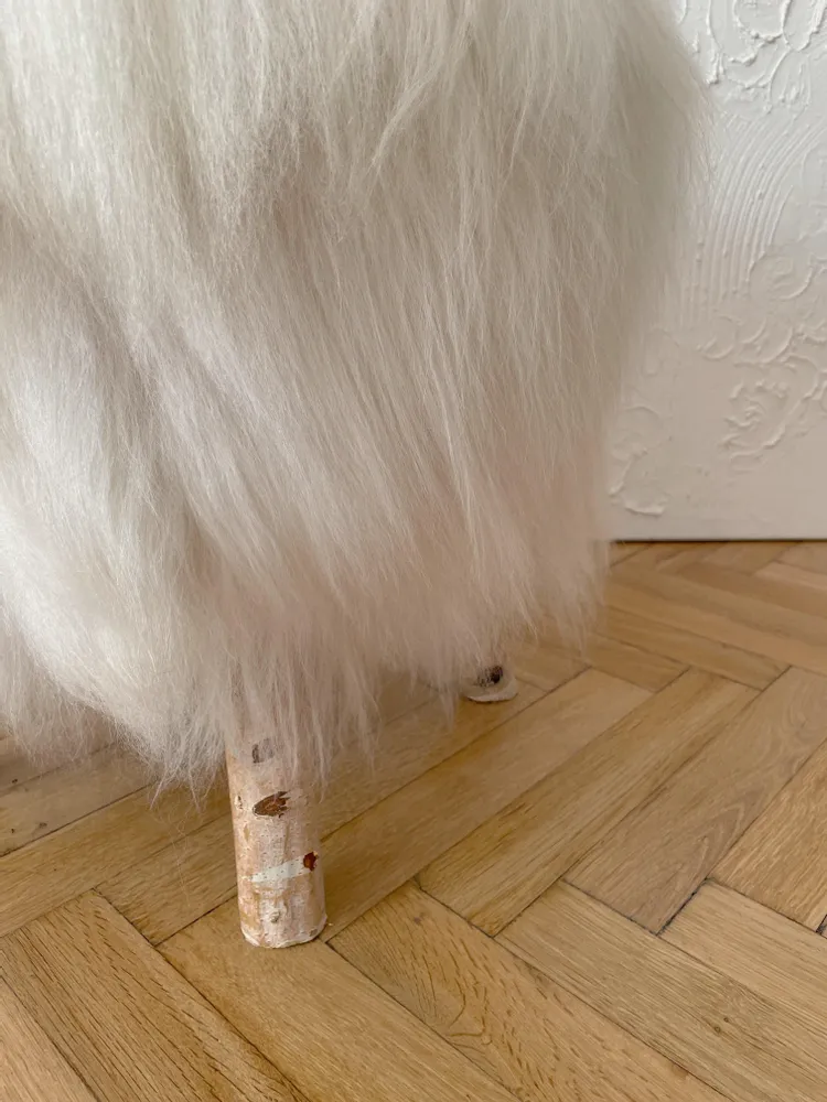 Tabourets - Tabouret en Bois avec Peau de Mouton Naturelle - MELLOW CONCEPT STORE
