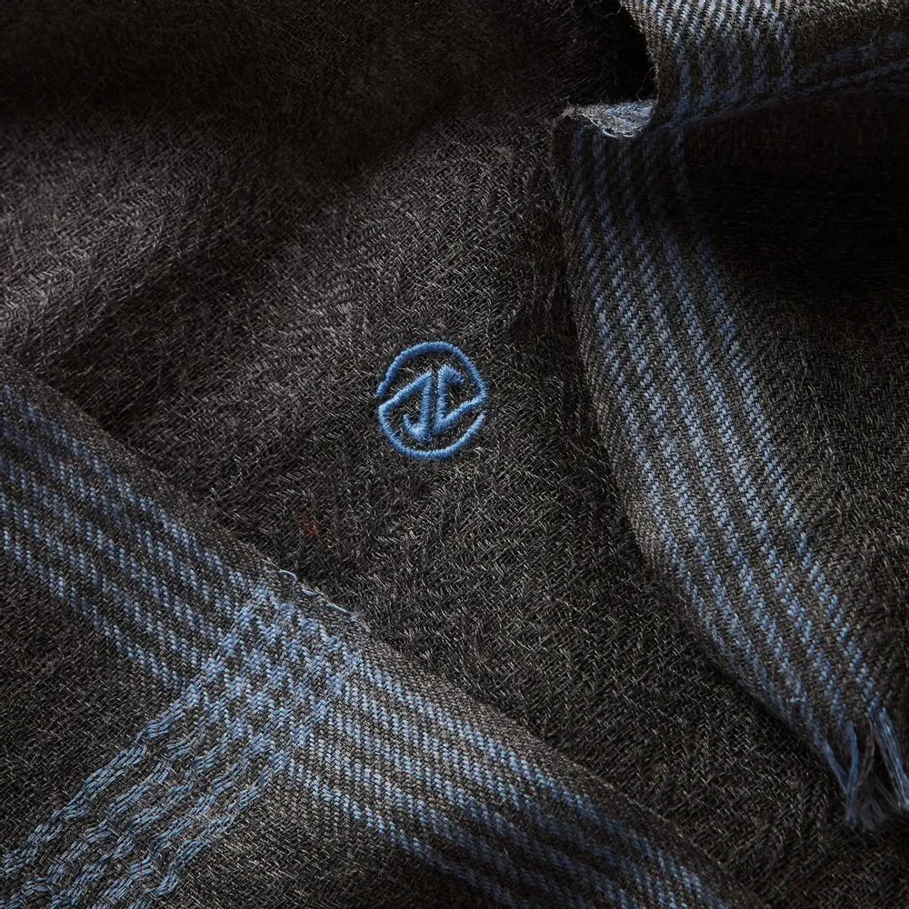 Scarves - INIS MOR gray men's scarf - AV08 PARIS