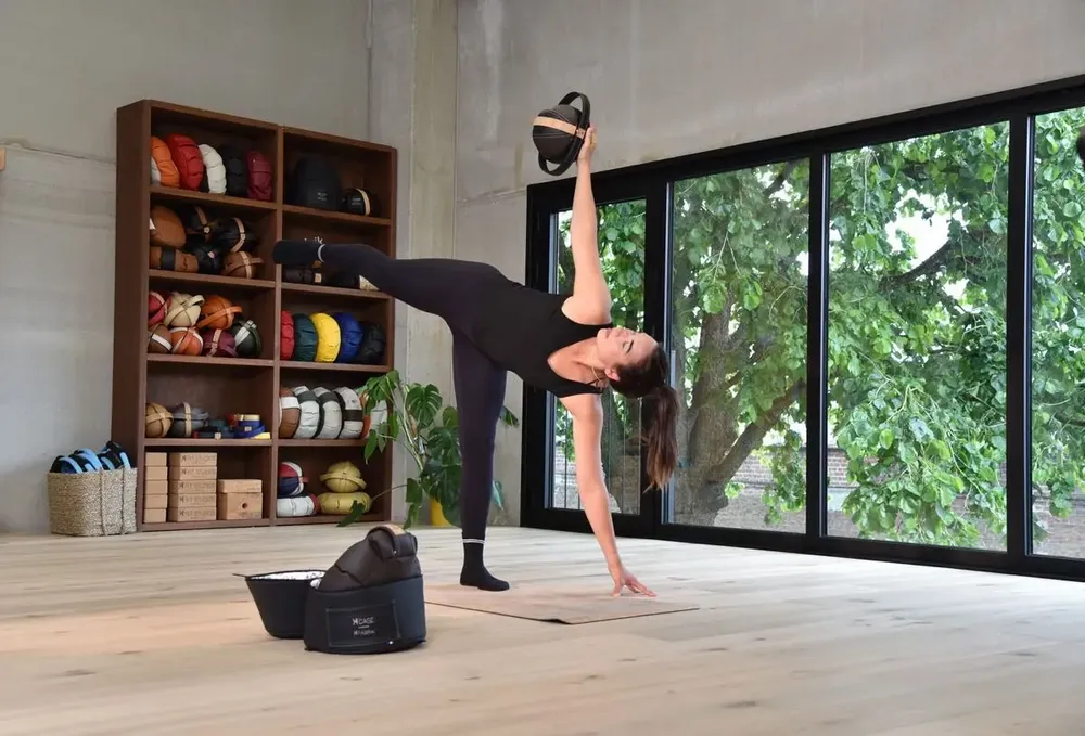 Fitness machines - YA'ELASKO | STRETCHING BALL - WATERROWER | NOHRD