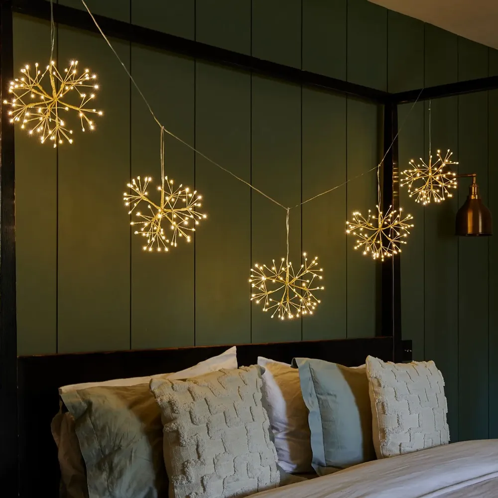 Hanging lights - Dandelion Drops - LIGHT STYLE LONDON