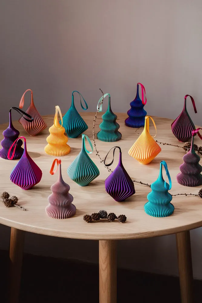 Guirlandes et boules de Noël - Ornaments Set - Bloz & Zayl Blend - Acai - SHEYN
