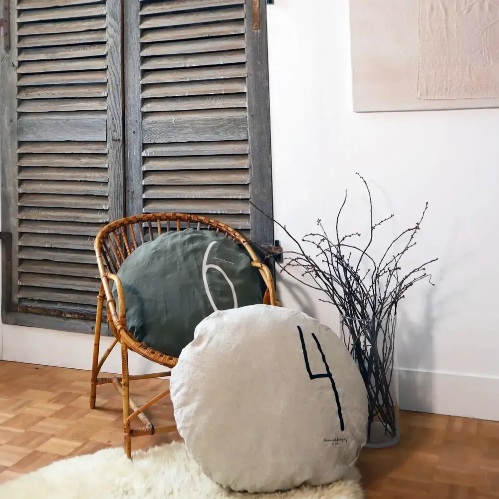 Cushions - Cushion cover SHININGTYPO0 D63cm - BED AND PHILOSOPHY