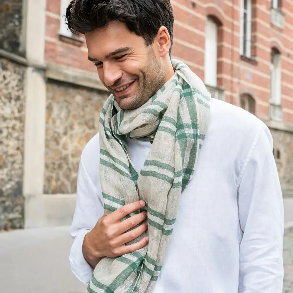 Foulards et écharpes - Chèche homme rayé lin vert beige KAKADU - AV08 PARIS