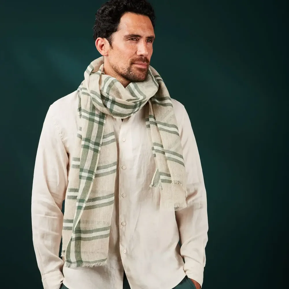 Foulards et écharpes - Chèche homme rayé lin vert beige KAKADU - AV08 PARIS