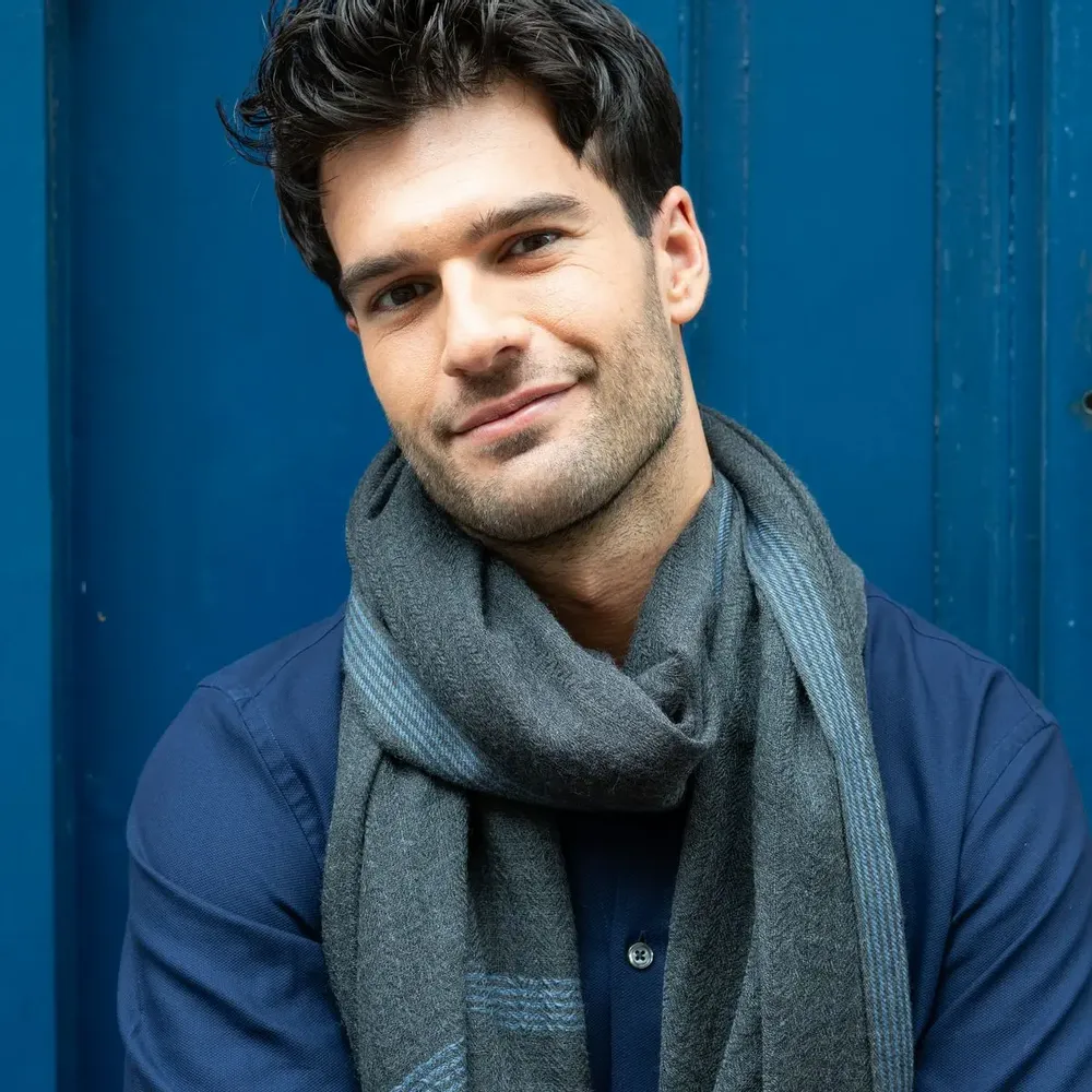 Scarves - INIS MOR gray men's scarf - AV08 PARIS