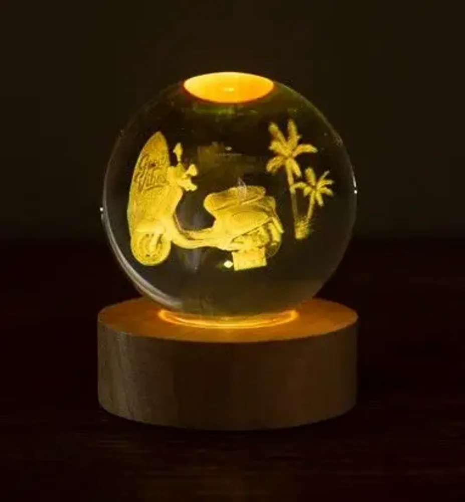 Cadeaux - Veilleuse verre gravée sur base en bois LED avec télécommande. - LIGHT ME UP