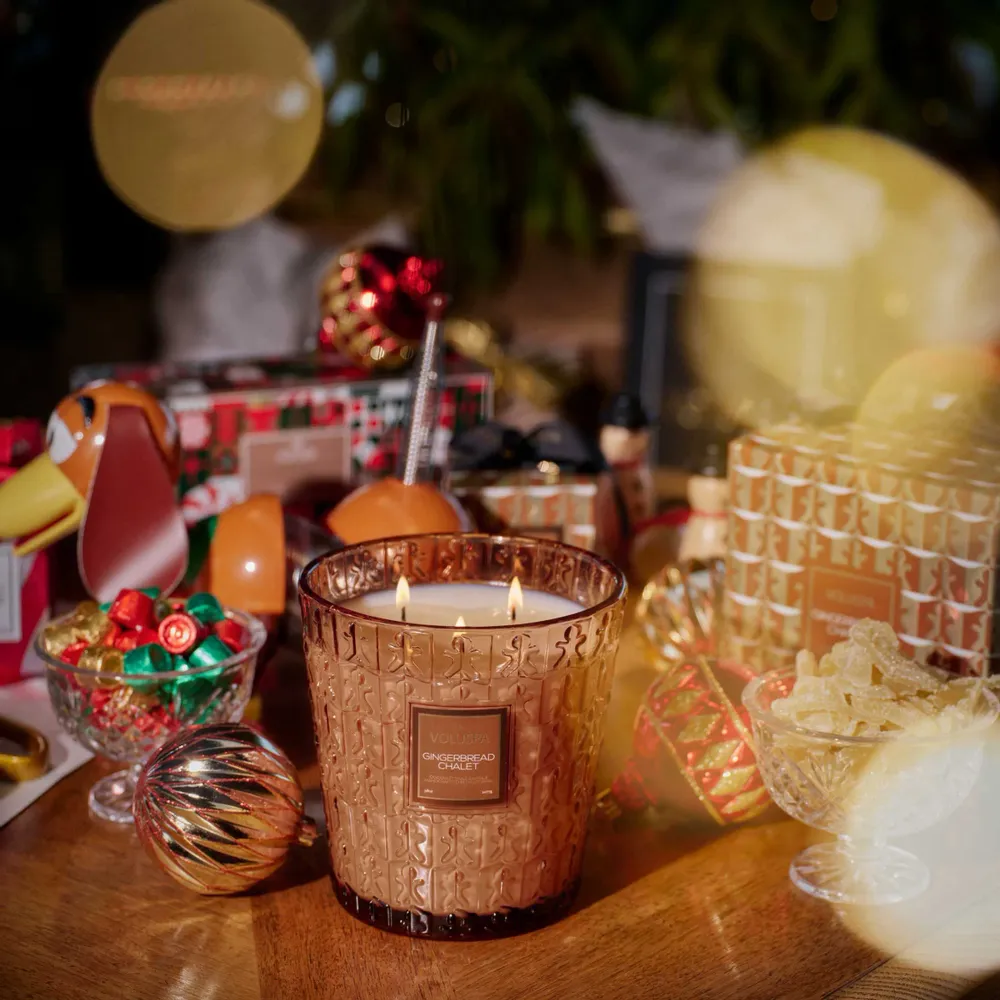 Candles - Gingerbread Chalet 3W Hearth Candle - VOLUSPA