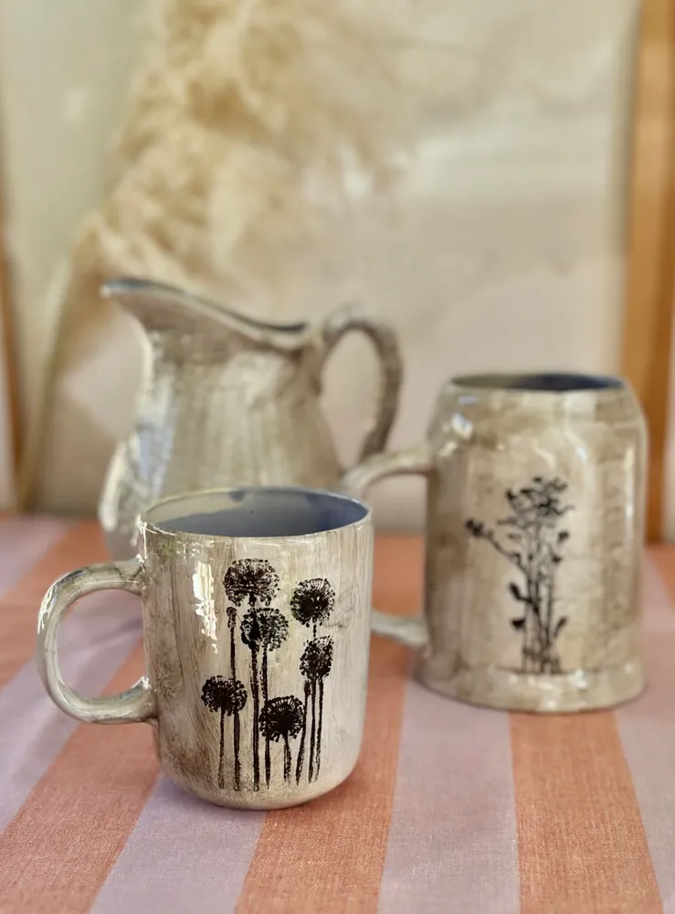 Tasses et mugs - Tasse à anse en faïence - CARBA printemps - KOMET