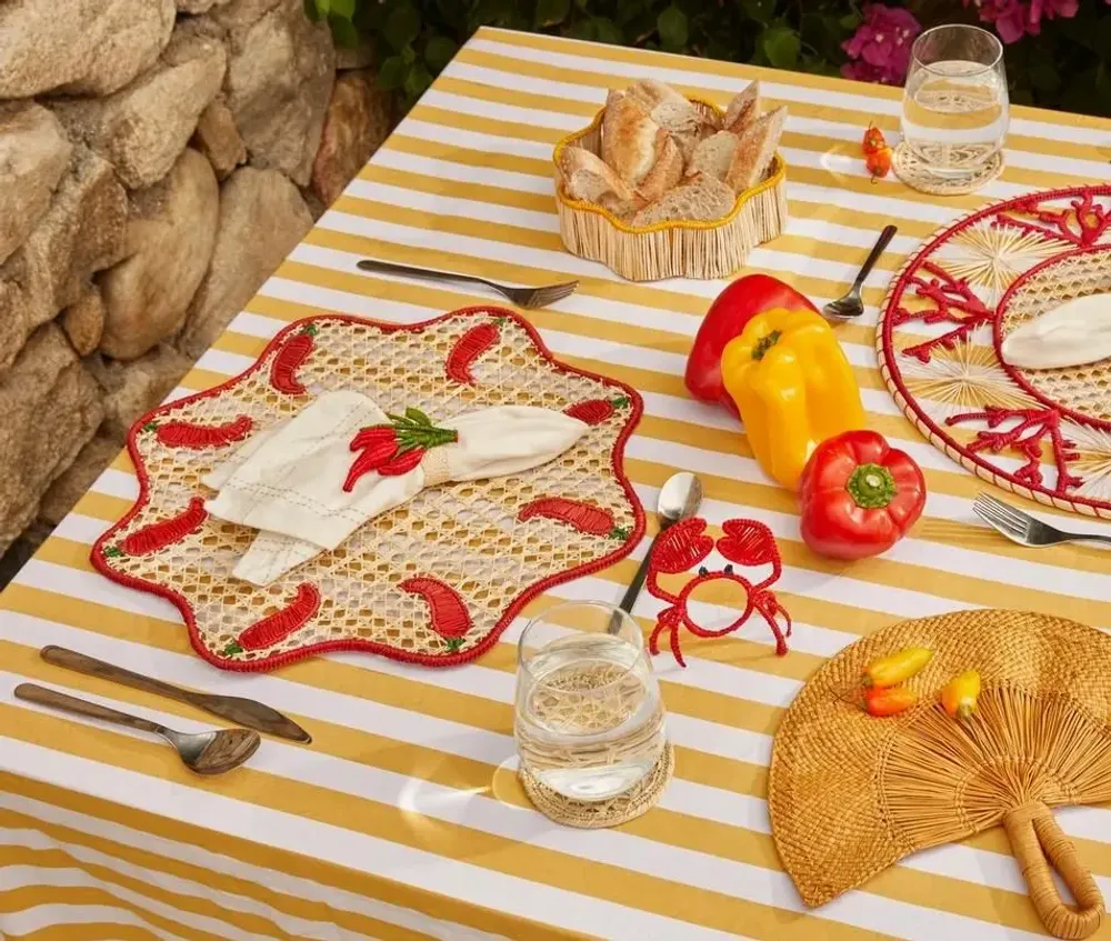 Platter and bowls - Feeling Hot Placemat - CORO CORA