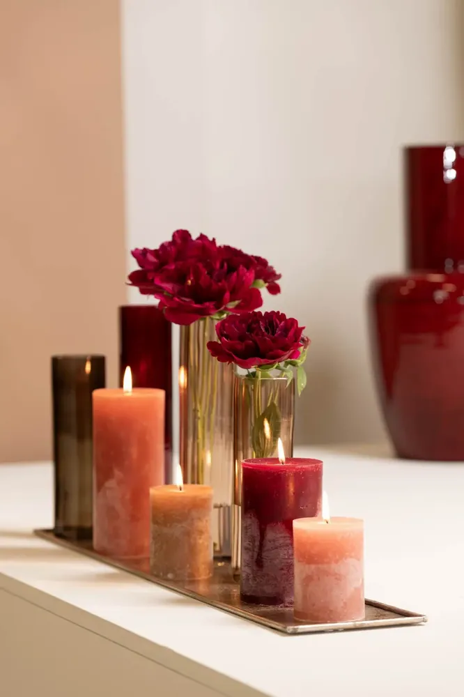 Objets de décoration - Bougies coulées à la main en 75 couleurs - DEKOCANDLE