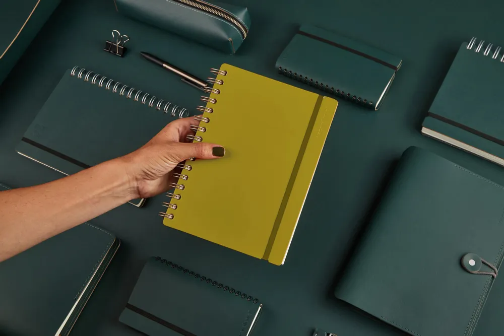 Stationery - RECYCLED LEATHER NOTEBOOK - VACAVALIENTE