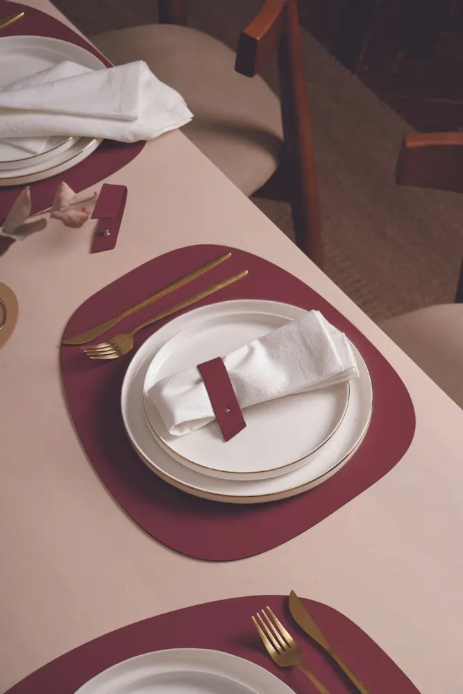 Placemats - RECYCLED LEATHER PLACEMAT - VACAVALIENTE