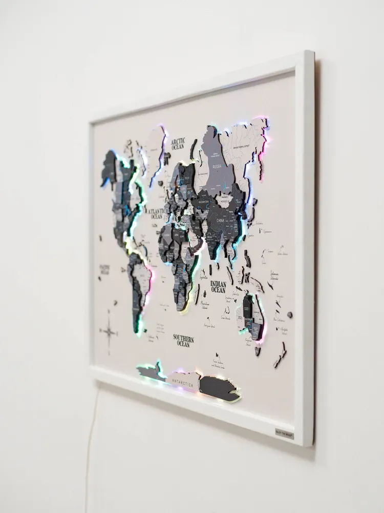 Design objects - Wooden LED World Map on Board - ENJOYTHEWOOD