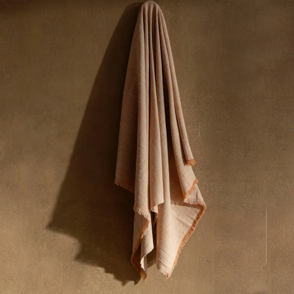 Fabric cushions - SEMA COLLECTION CUSHIONS & BLANKETS IN NETTLE FIBERS - MILLE ET CLAIRE