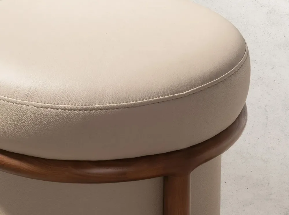 Bancs - Pouf en simili cuir vison - ANGEL CERDÁ