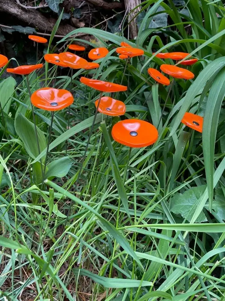 Floral decoration - Round small glass flower for outdoor use in orange colour - CARNEOL GLASS