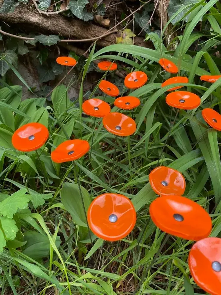 Floral decoration - Round small glass flower for outdoor use in orange colour - CARNEOL GLASS