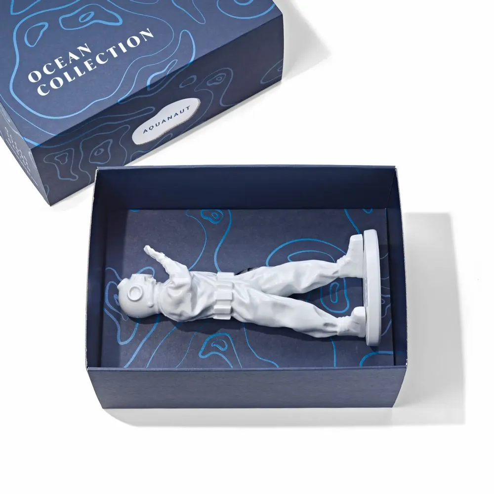 Sideboards - Porcelain Aquanaut Sculpture – White - OCEANSTORE DESIGN