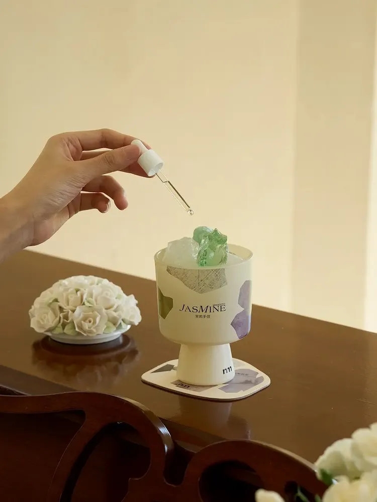 Scents - EMMA MOLLY - CREATE HANGZHOU